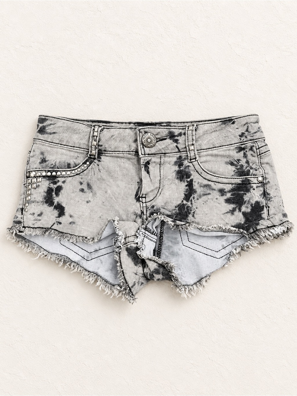 Vintage Y2K Acid Wash Studded Denim Micro Shorts Size 5 Goth Western E-Girl